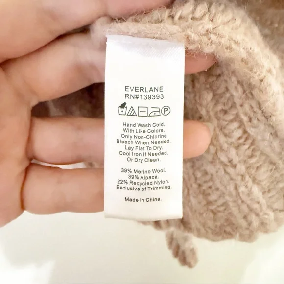 Everlane The Lofty Knit Henley Alpaca Henley Pink Sweater Pullover size Medium - Picture 7 of 9